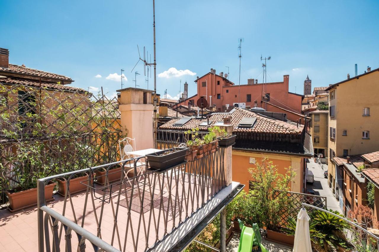 A Pochi Passi Dalla Finestrella Di Via Piella By Wonderful Italy Apartment Bologna Luaran gambar